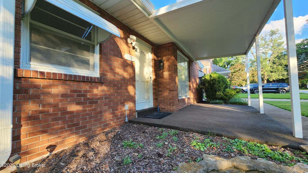 Photo of 3005 Meade Ave, Louisville, KY 40217 (MLS # 1720839)