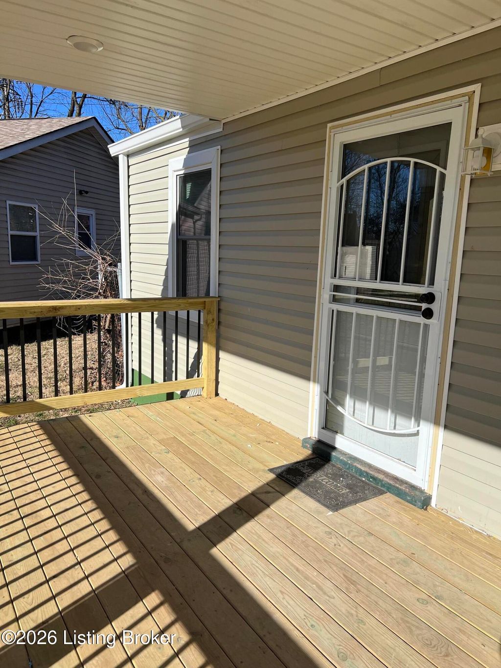 Photo of 1801 Wenatchee Pl, Louisville, KY 40210 (MLS # 1708195)