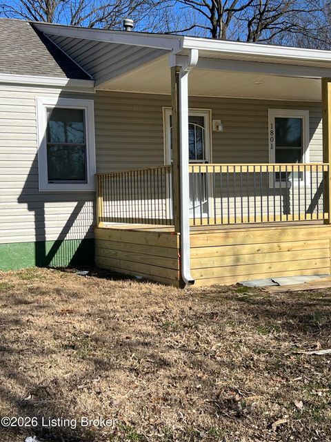 Photo of 1801 Wenatchee Pl, Louisville, KY 40210 (MLS # 1708195)