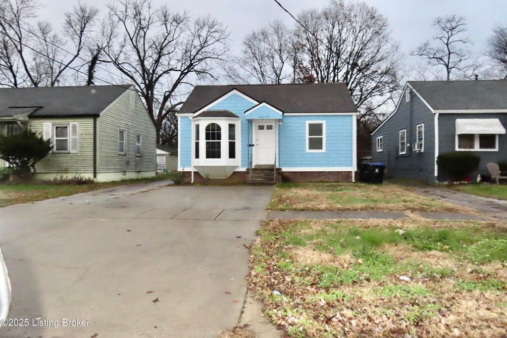 Photo of 1617 Phyllis Ave, Louisville, KY 40215 (MLS # 1705201)