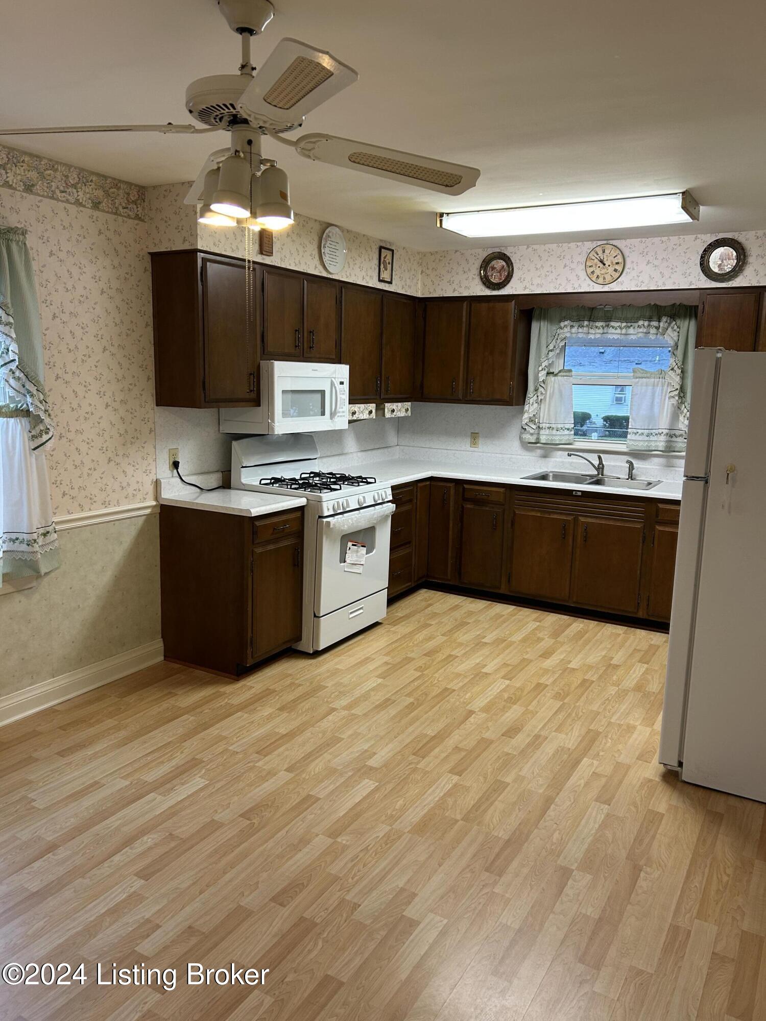 1812 Farnsley Rd, Louisville, Kentucky image 5