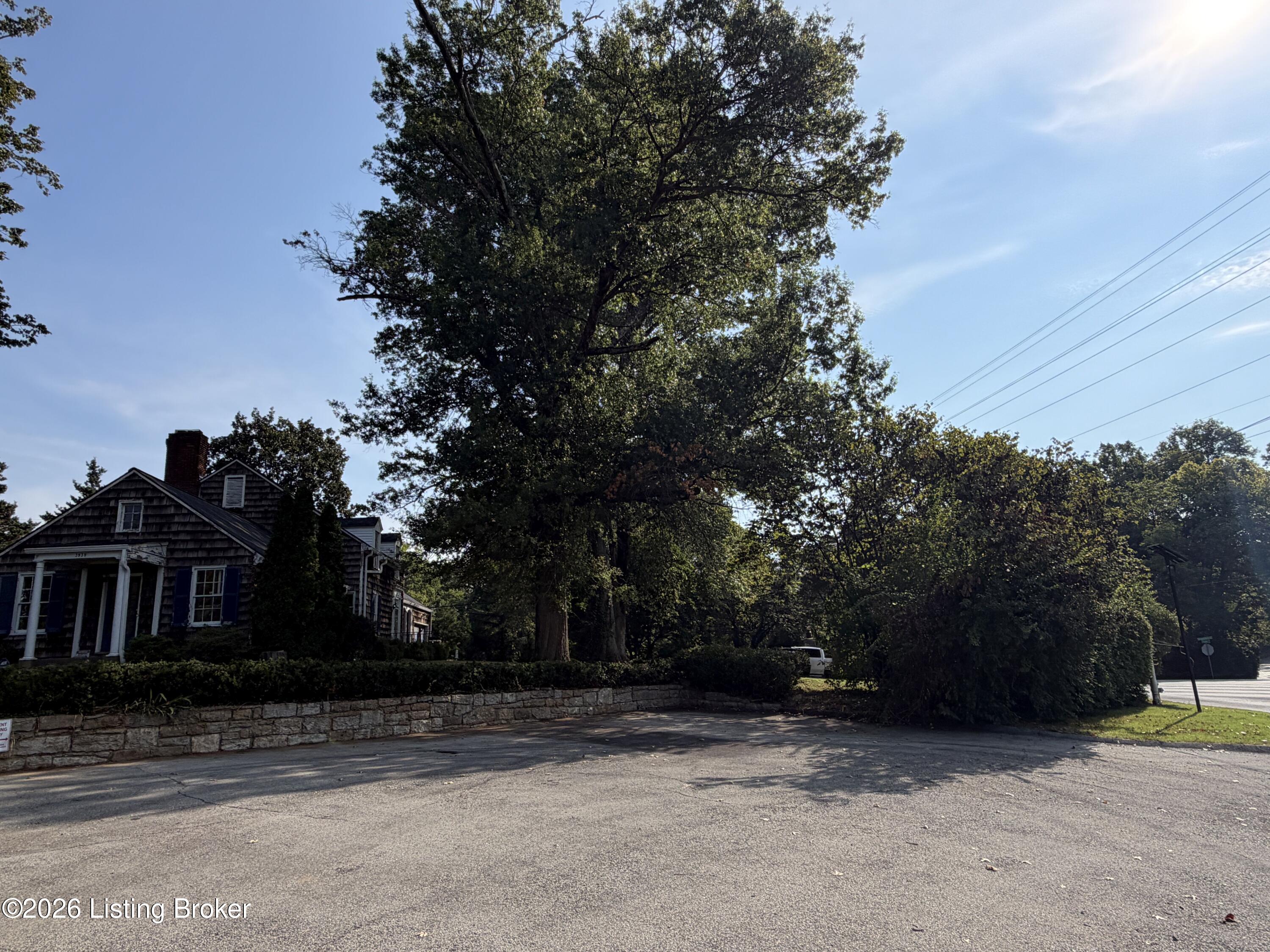 3939 Old Brownsboro Rd