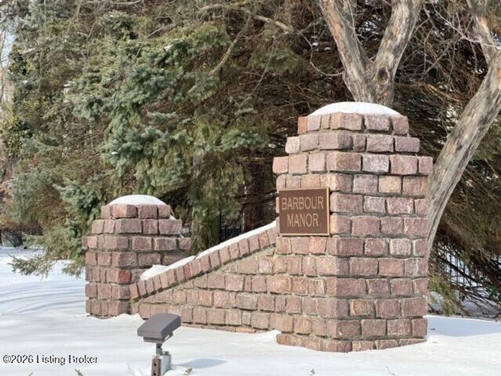 Photo of 3902 Benje Way, Louisville, KY 40241 (MLS # 1708466)