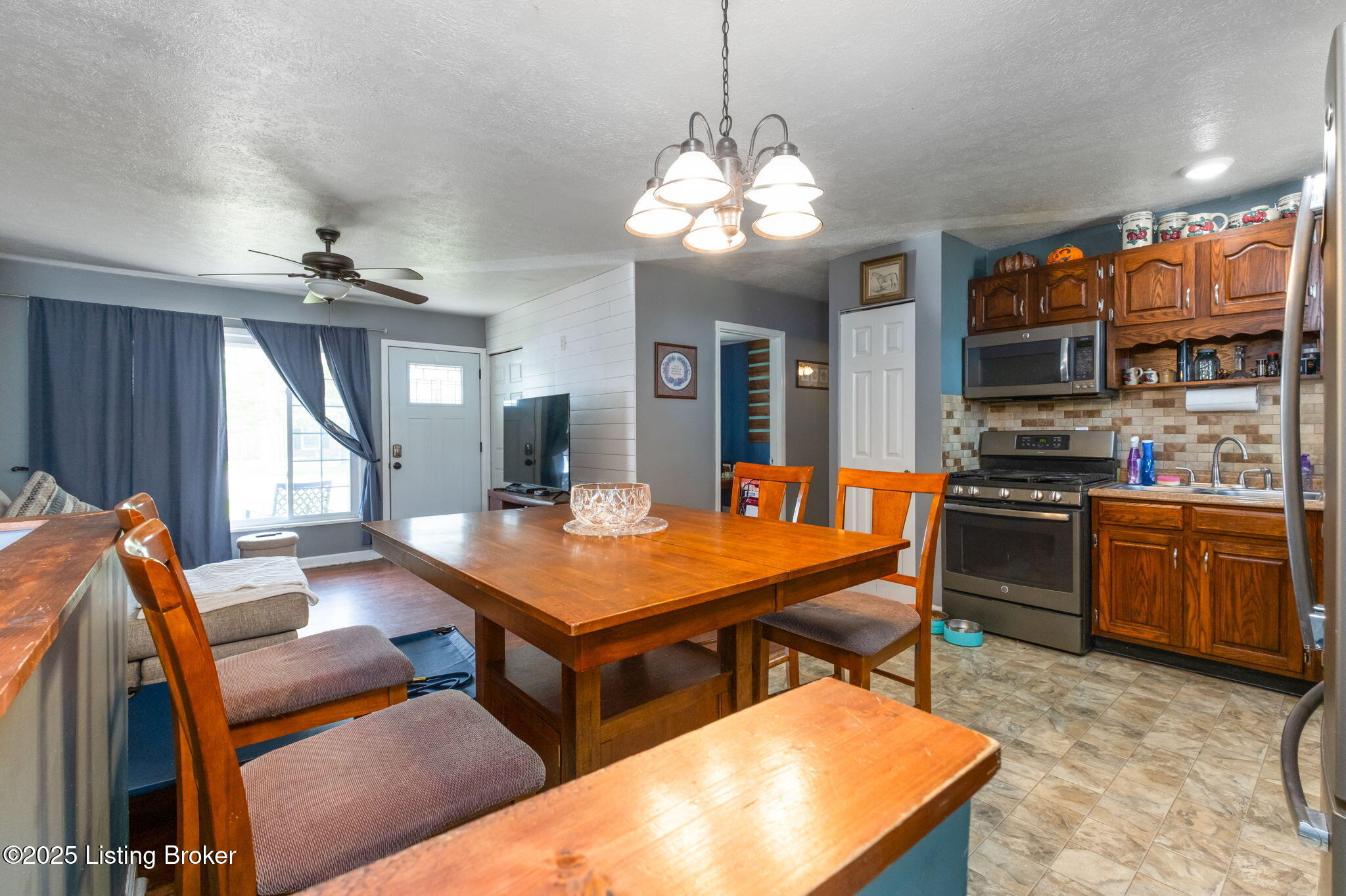7711 Bramble Ln, Louisville, Pennsylvania image 9