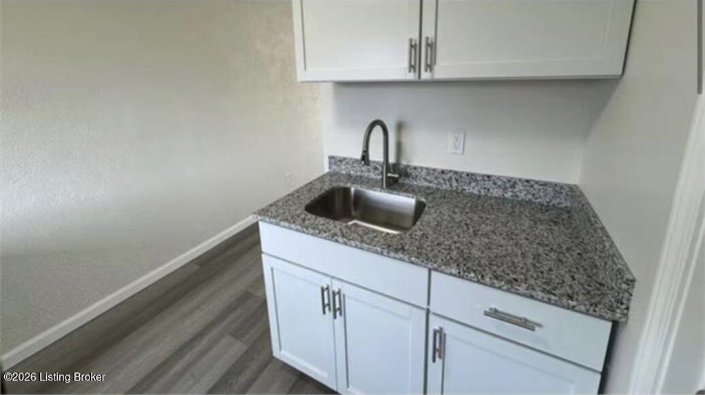 Photo of 3632 Manslick Rd, Louisville, KY 40215 (MLS # 1707371)