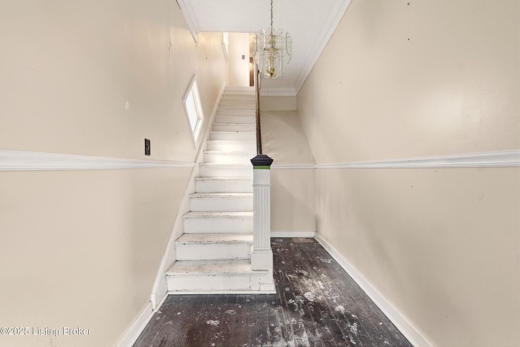 Photo of 2646 Bank St, Louisville, KY 40212 (MLS # 1704331)