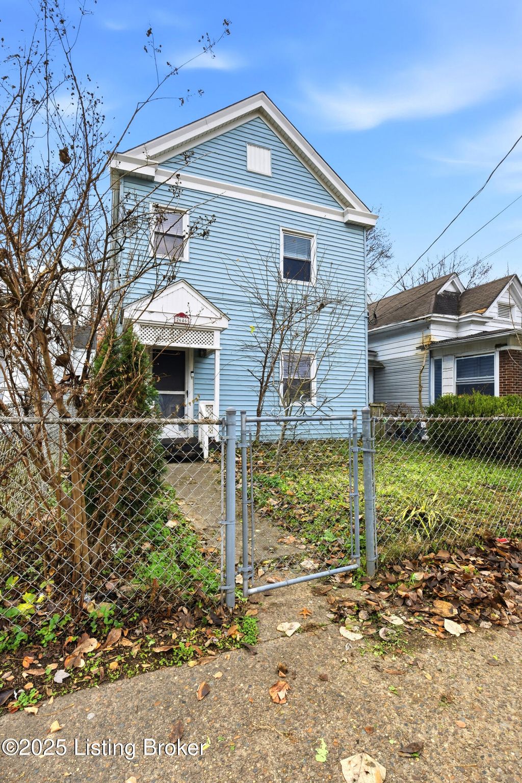 Photo of 2646 Bank St, Louisville, KY 40212 (MLS # 1704331)