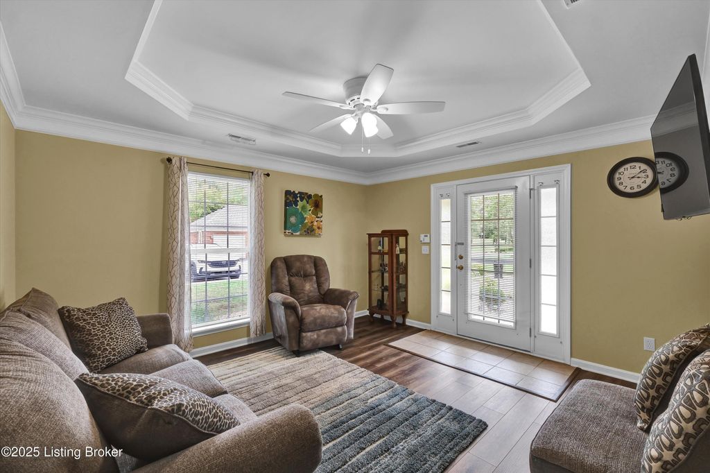 Photo of 7248 Briscoe Vista Way, Louisville, KY 40228 (MLS # 1700597)