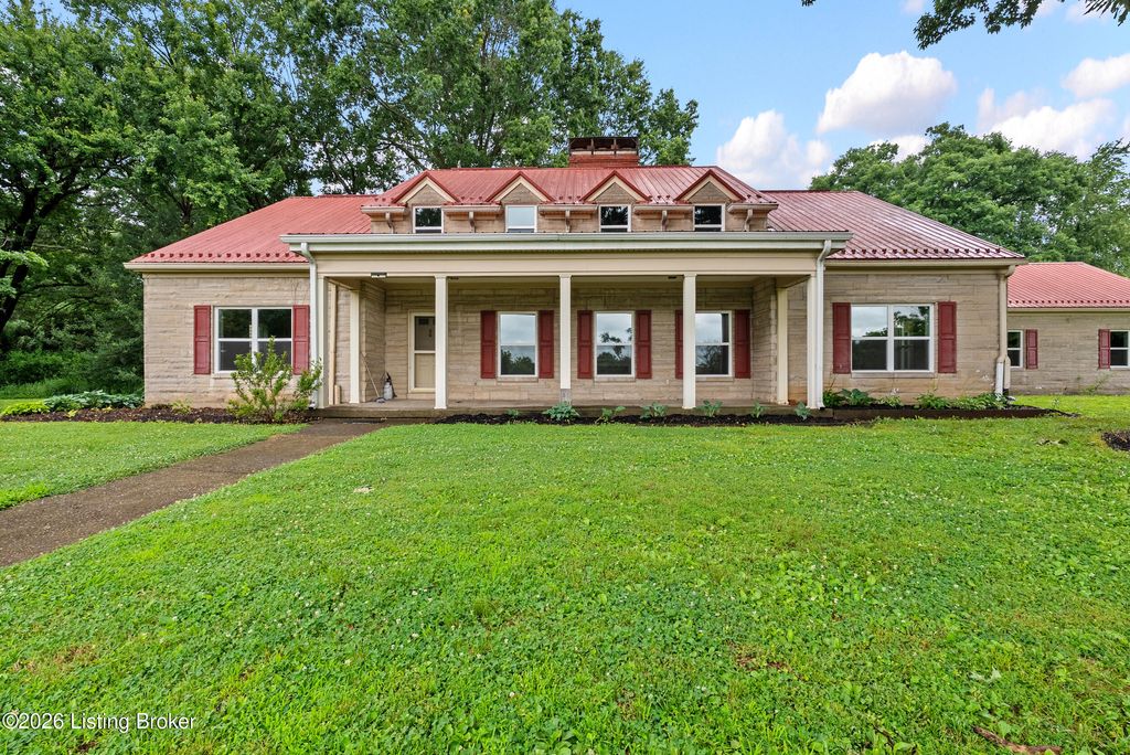 Photo of 302 Eminence Pike, Shelbyville, KY 40065 (MLS # 1722186)