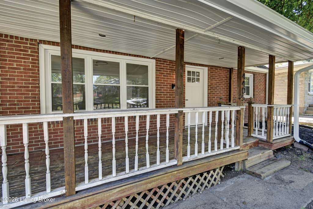 Photo of 4405 McGill Dr, Louisville, KY 40215 (MLS # 1719803)