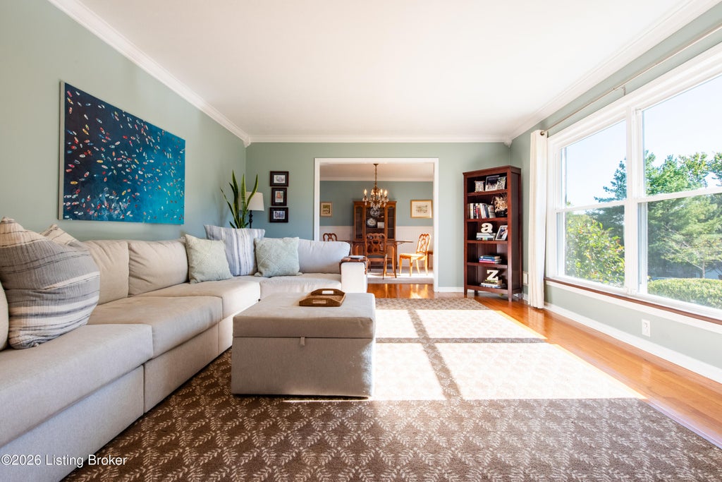 Photo of 7507 Maria Ave, Louisville, KY 40222 (MLS # 1732588)
