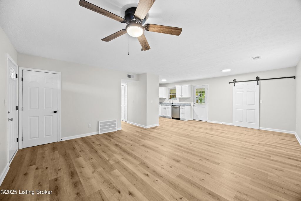 Photo of 11007 Marbado Ct, Louisville, KY 40229 (MLS # 1702179)