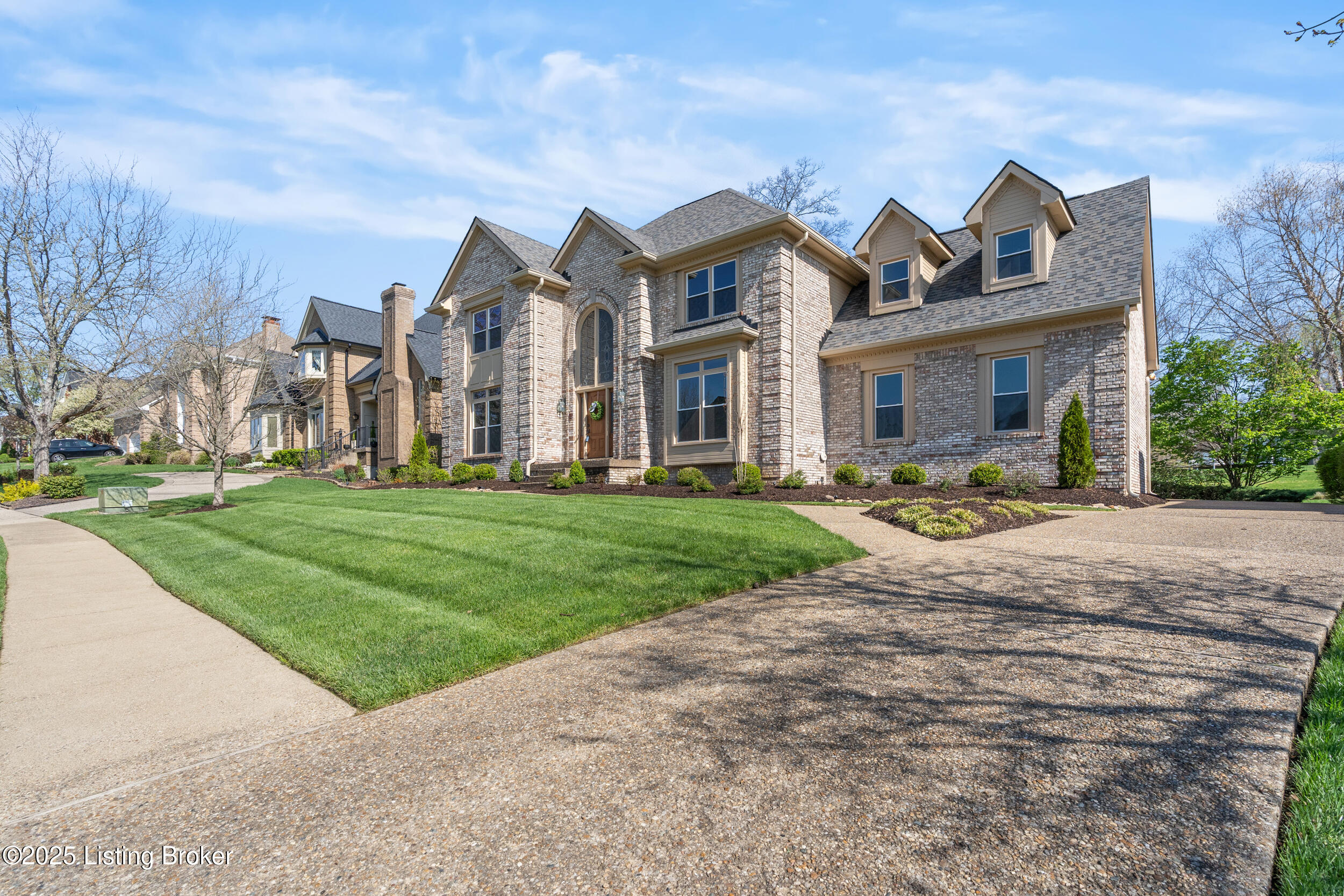 14801 Forest Oaks Dr, Louisville, Kentucky image 5