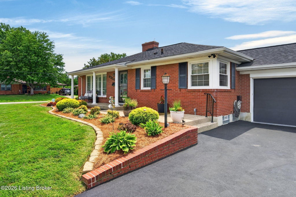 Photo of 4304 Michael Way, Louisville, KY 40220 (MLS # 1728407)