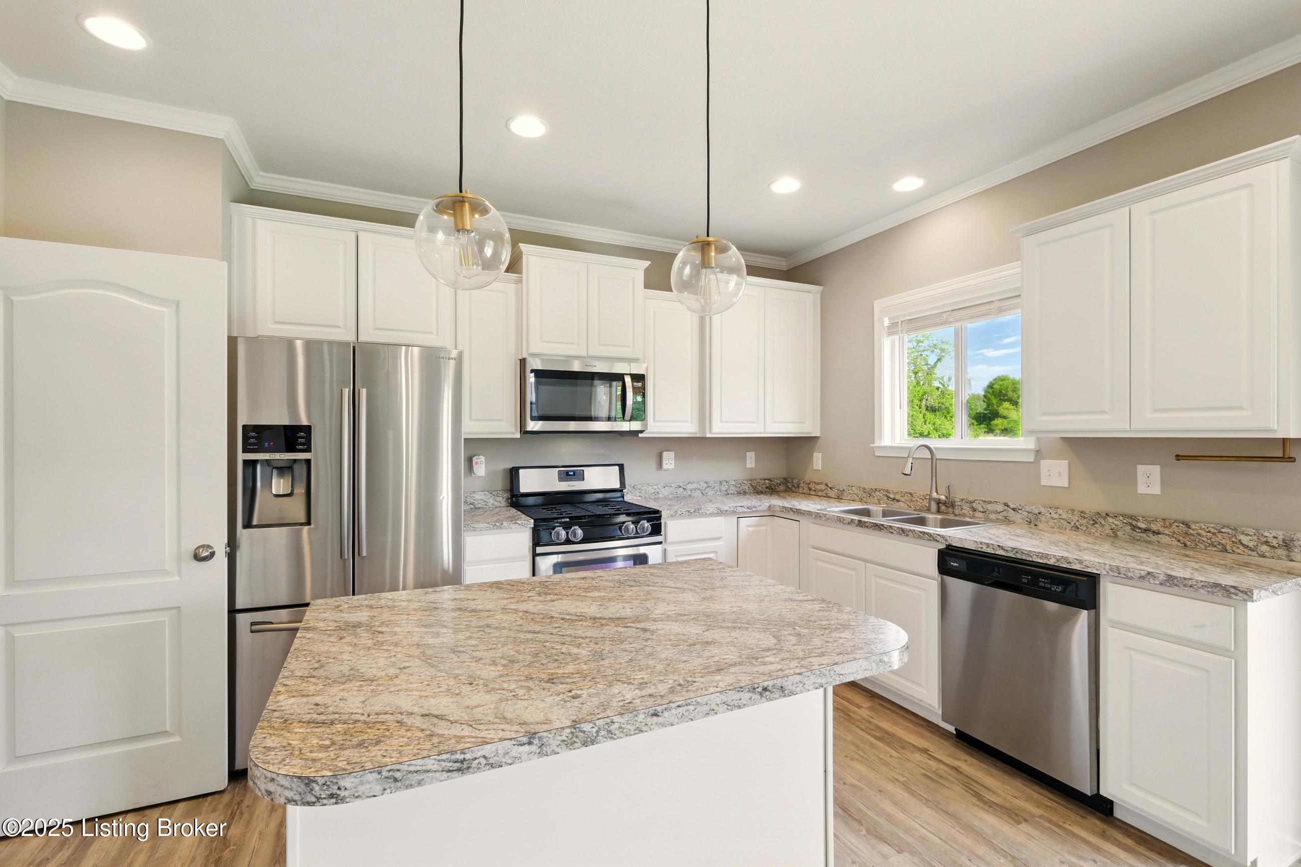 11717 Trottingham Cir, Louisville, Kentucky image 10