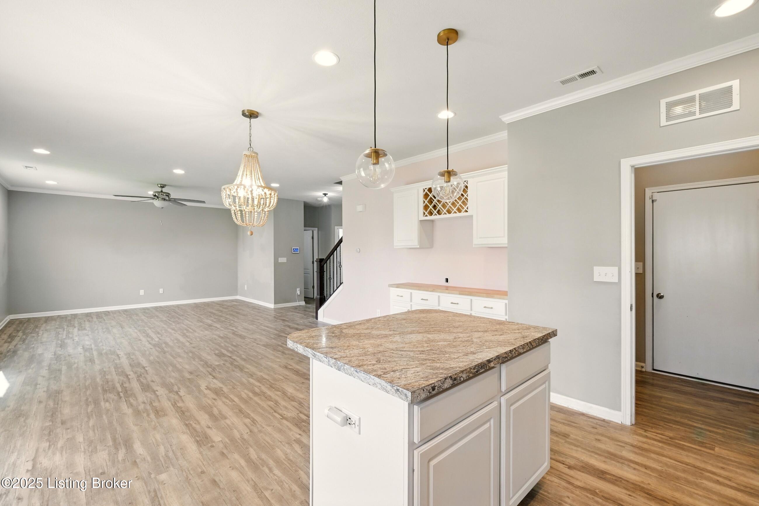 11717 Trottingham Cir, Louisville, Kentucky image 13