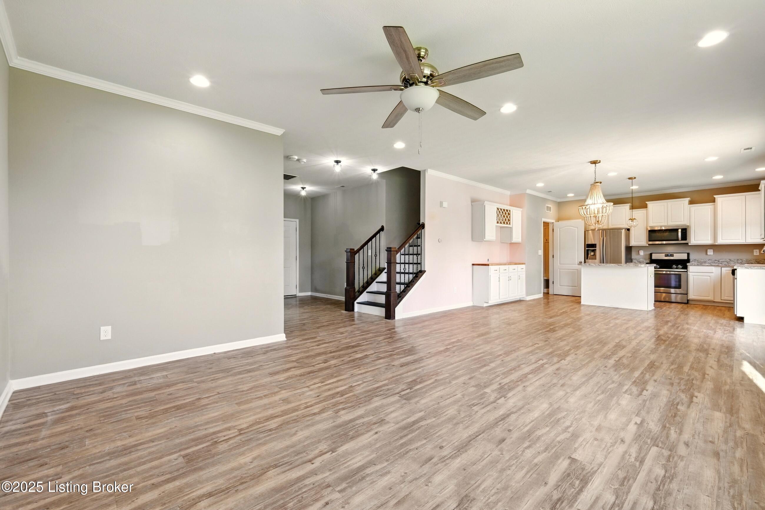 11717 Trottingham Cir, Louisville, Kentucky image 7