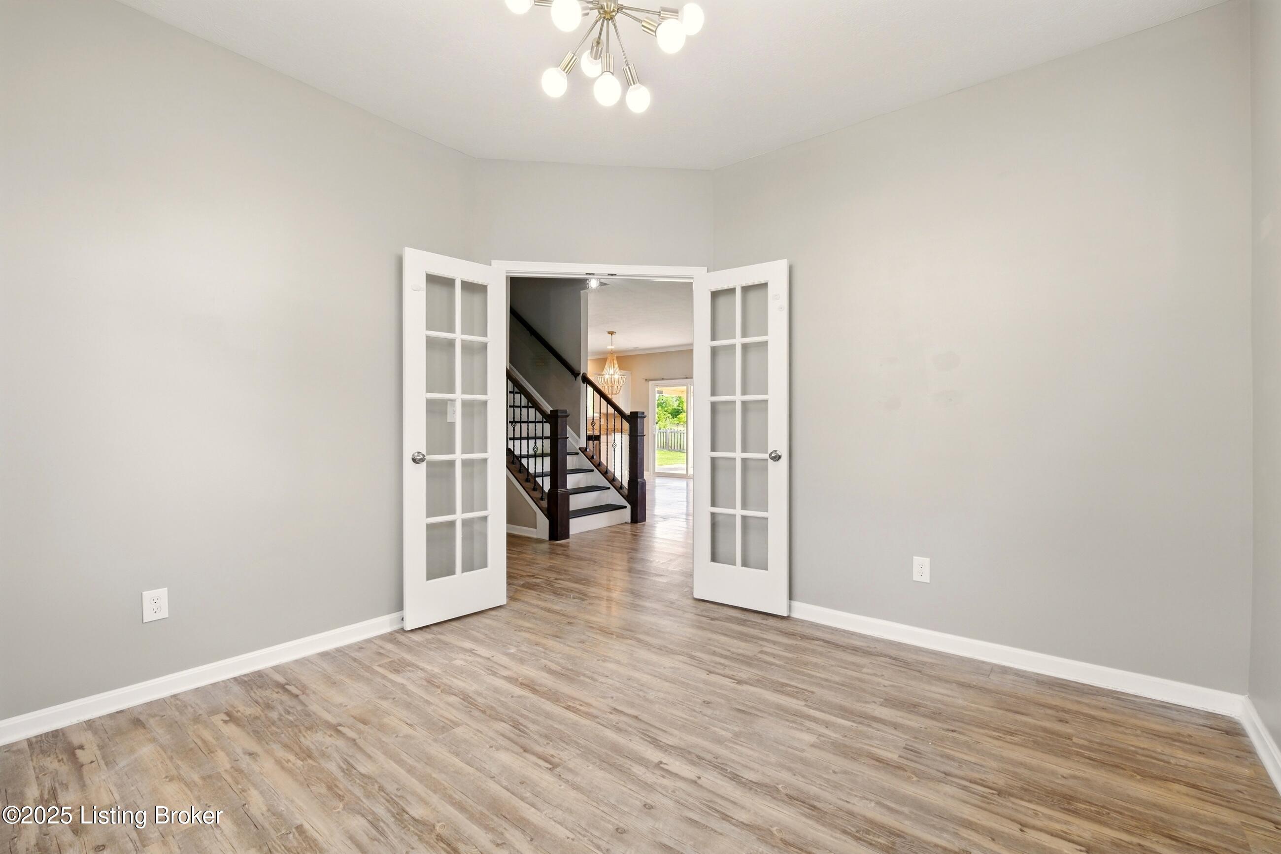 11717 Trottingham Cir, Louisville, Kentucky image 4