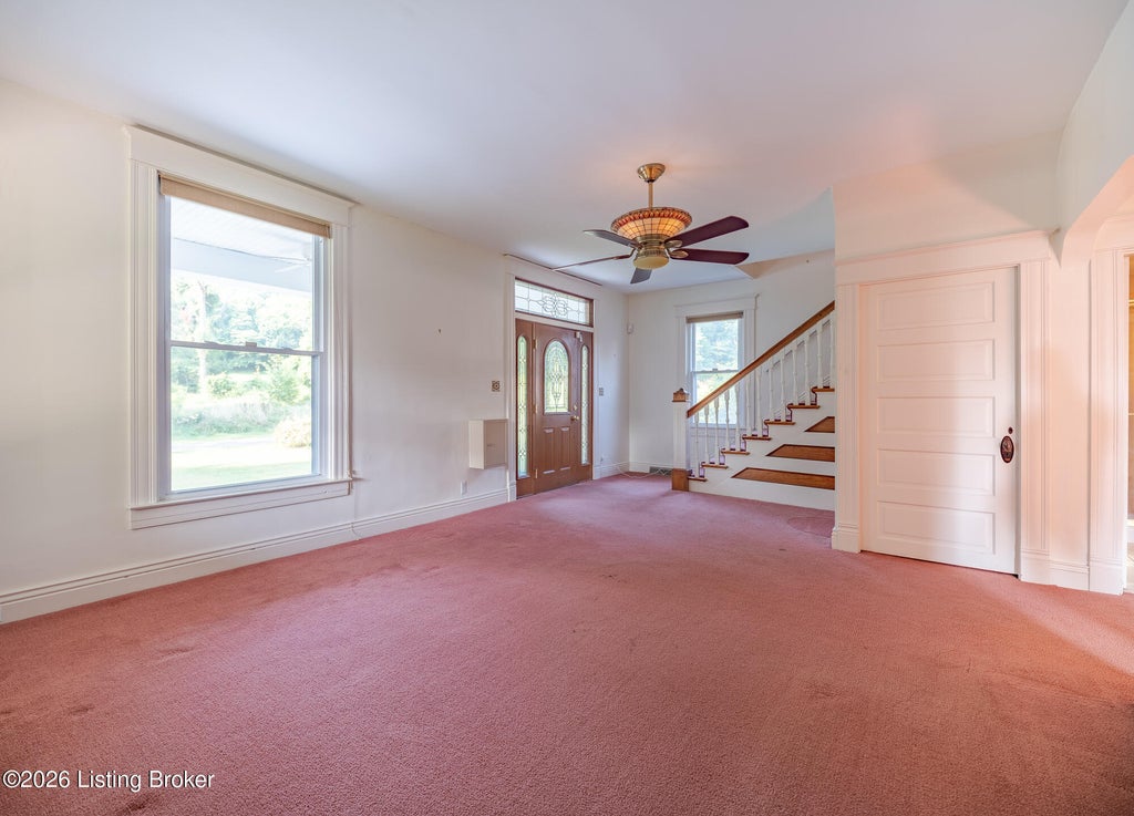 Photo of 1311 Marret Pl, Louisville, KY 40215 (MLS # 1732099)