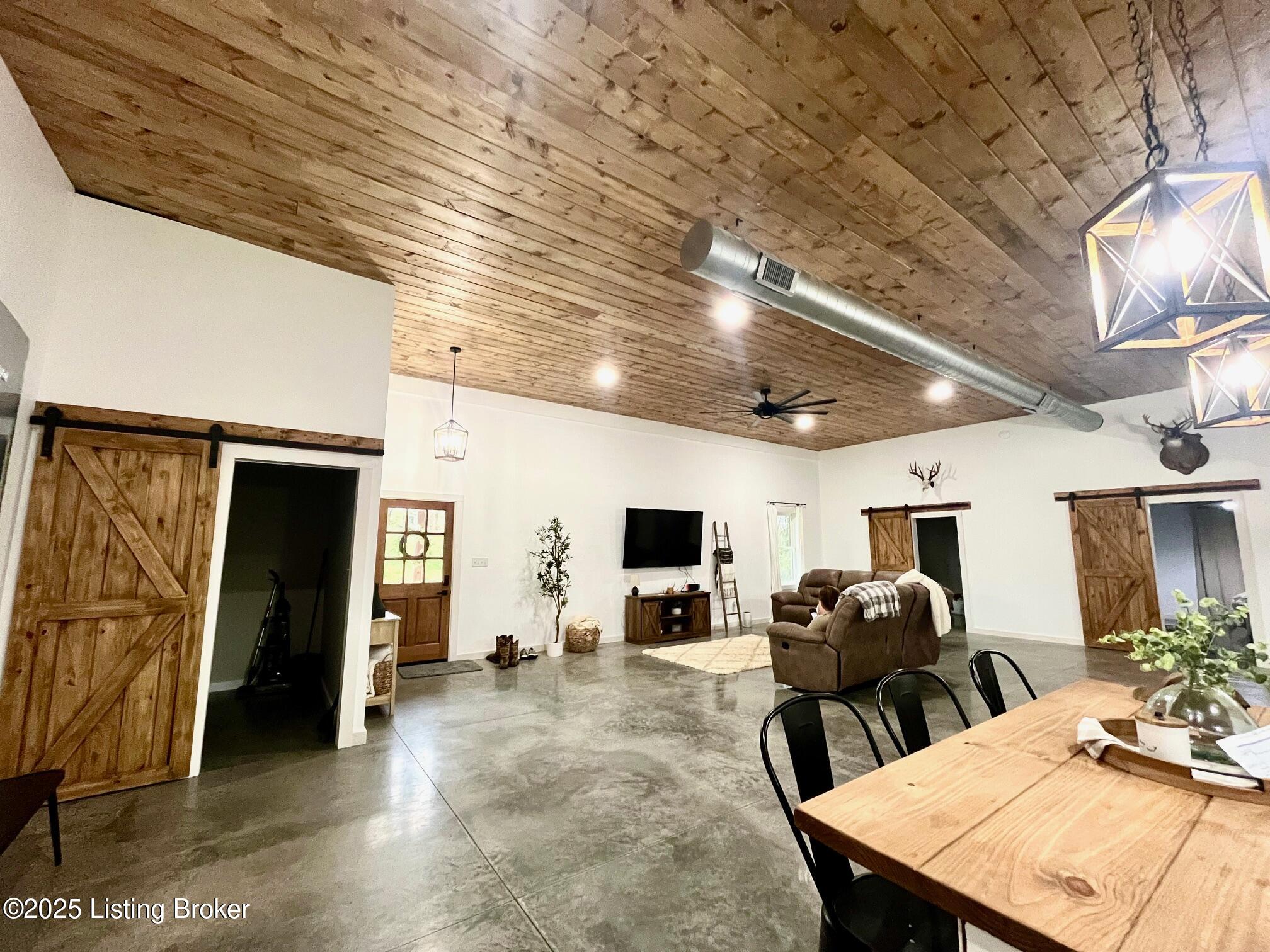 538 Paradise Pointe Rd, Mount Eden, Kentucky image 7