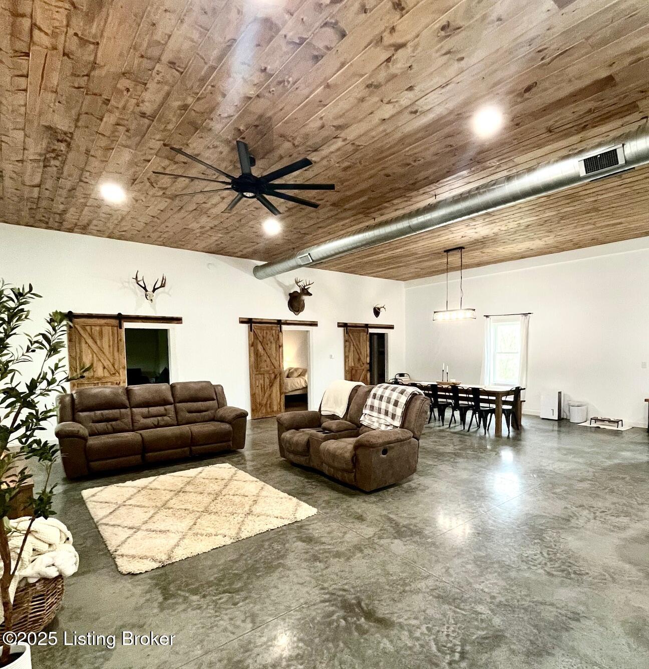 538 Paradise Pointe Rd, Mount Eden, Kentucky image 6