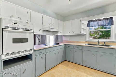 Tiny photo for 245 Guthrie Dr, Bardstown, KY 40004 (MLS # 1730238)
