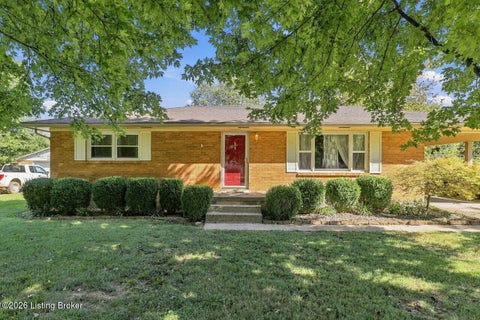 Photo of 245 Guthrie Dr, Bardstown, KY 40004 (MLS # 1730238)