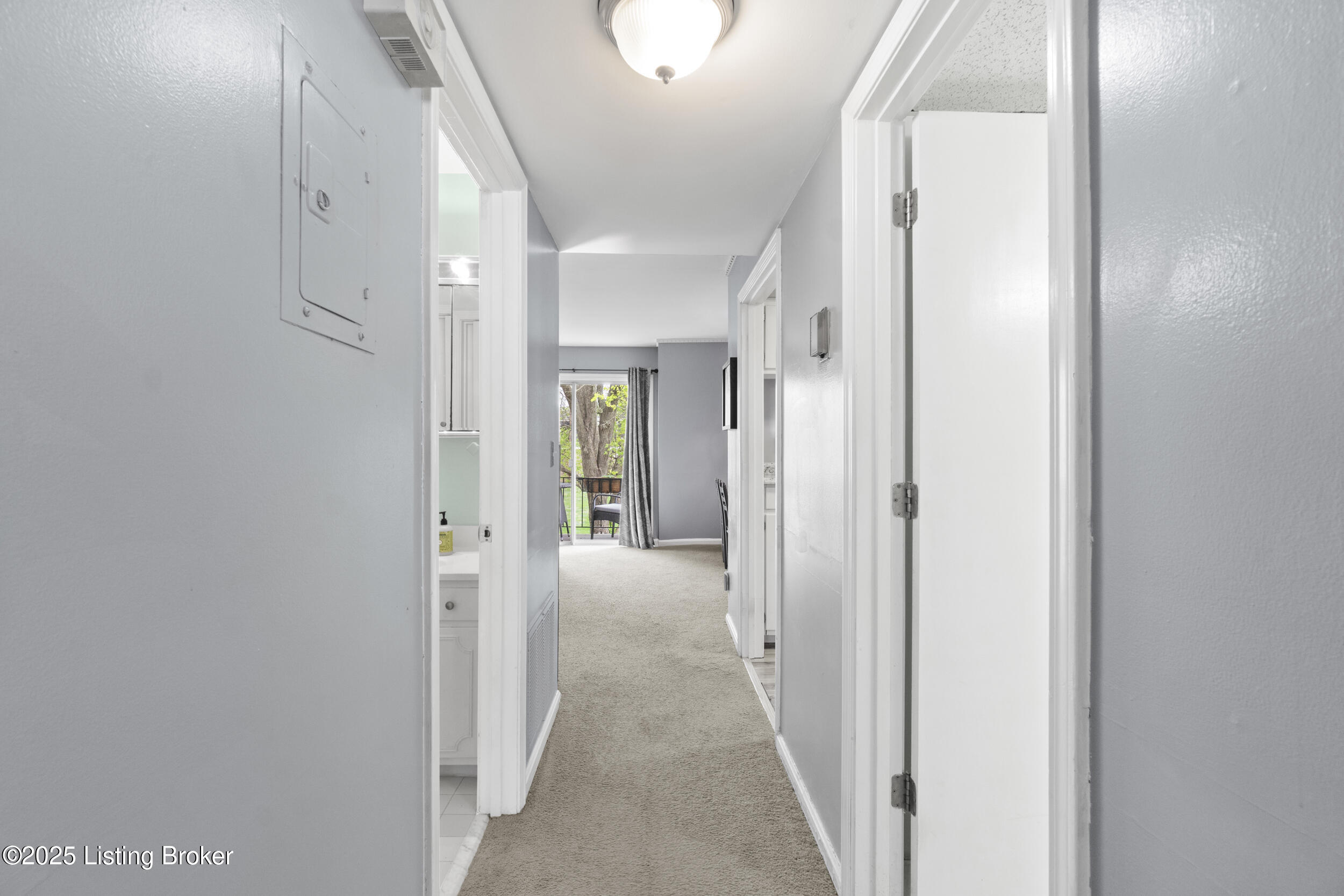 521 Zorn Ave #APT E11, Louisville, Kentucky image 33