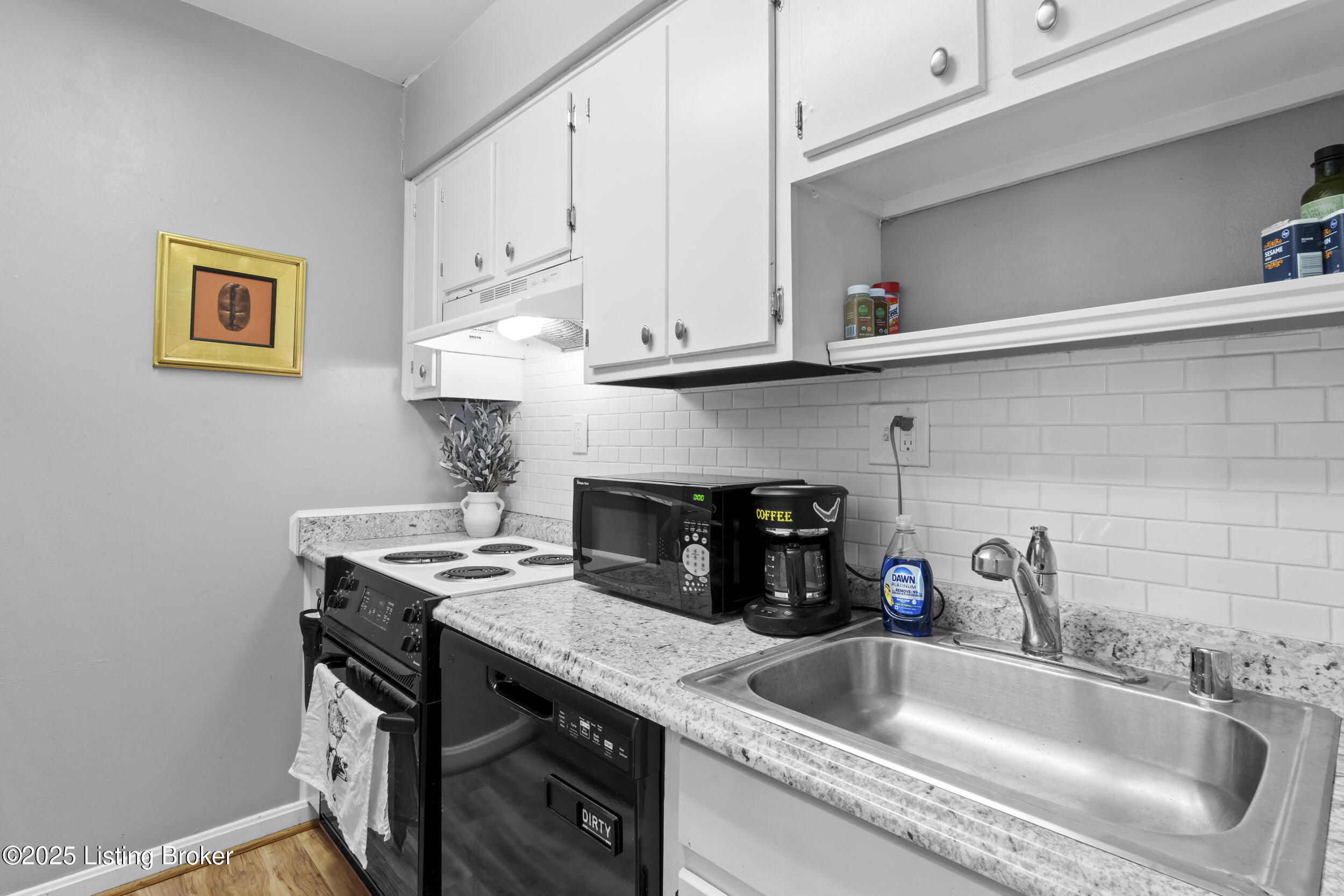 521 Zorn Ave #APT E11, Louisville, Kentucky image 24