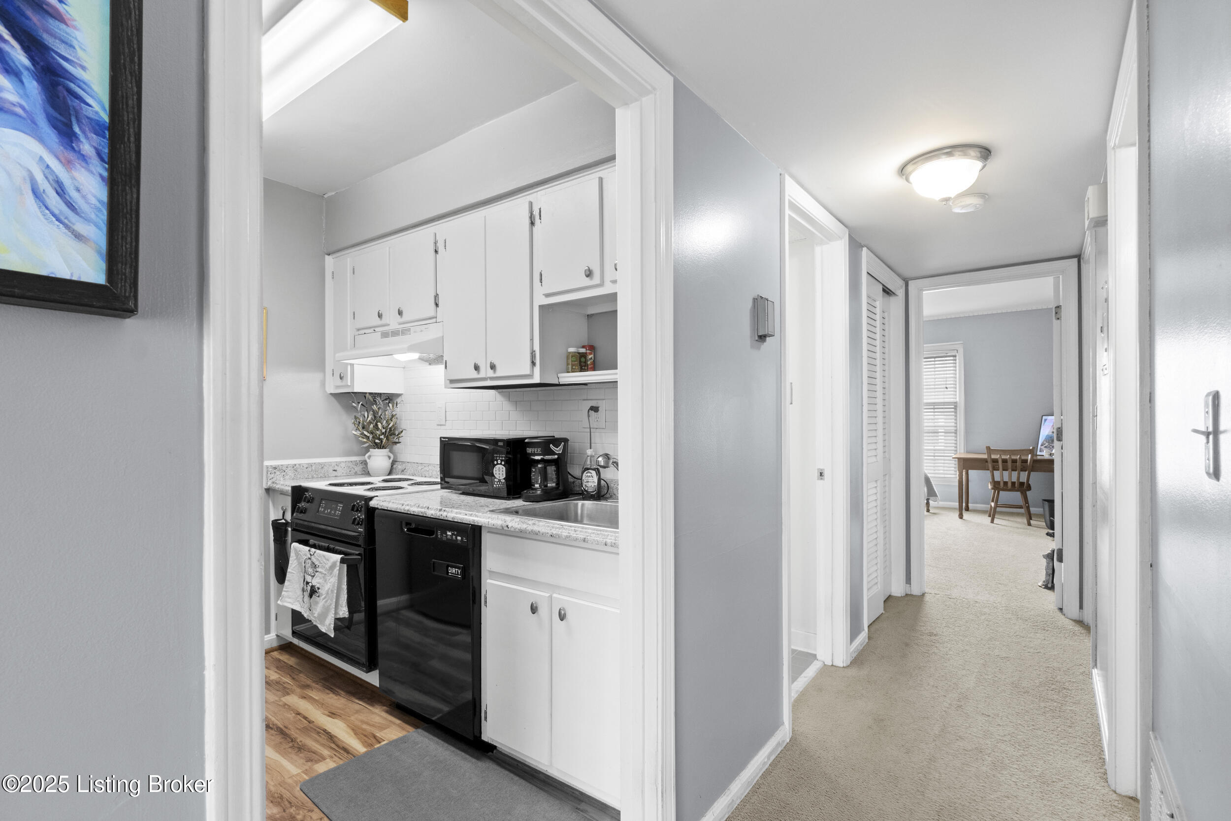 521 Zorn Ave #APT E11, Louisville, Kentucky image 22