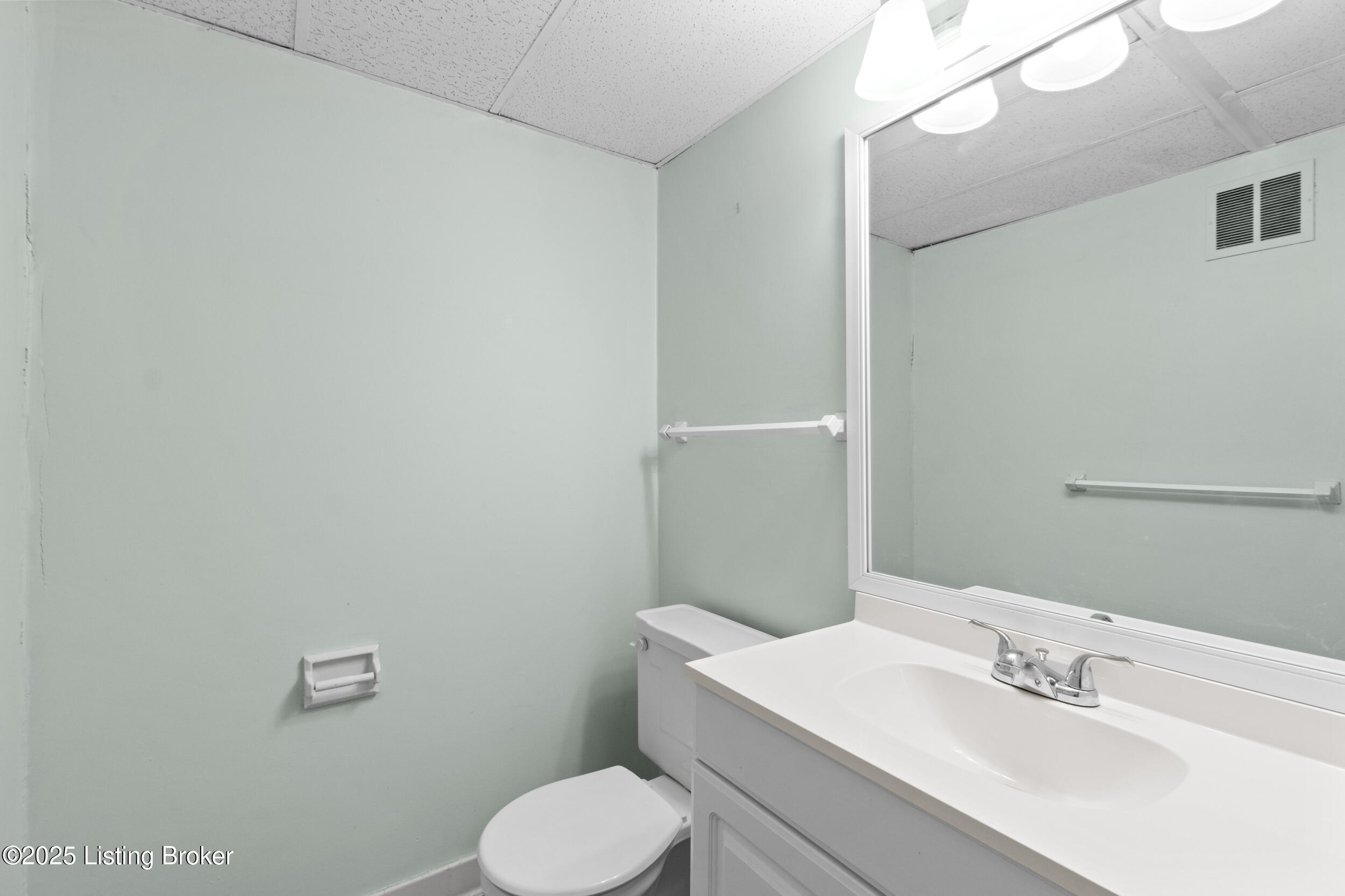 521 Zorn Ave #APT E11, Louisville, Kentucky image 34
