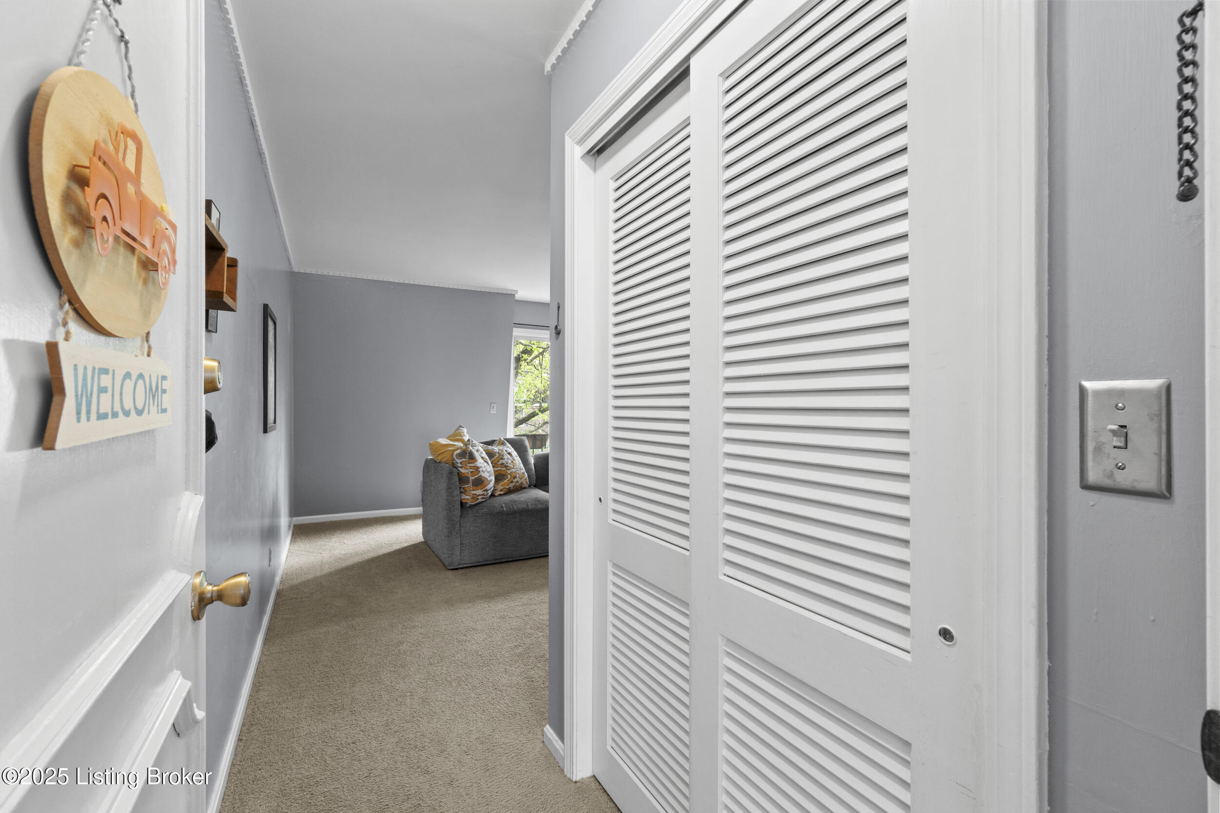 521 Zorn Ave #APT E11, Louisville, Kentucky image 13