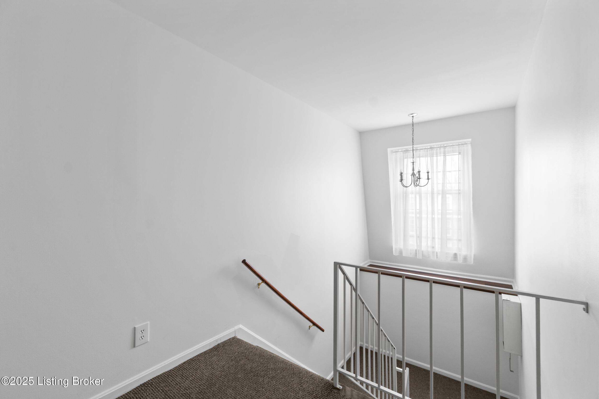 521 Zorn Ave #APT E11, Louisville, Kentucky image 12