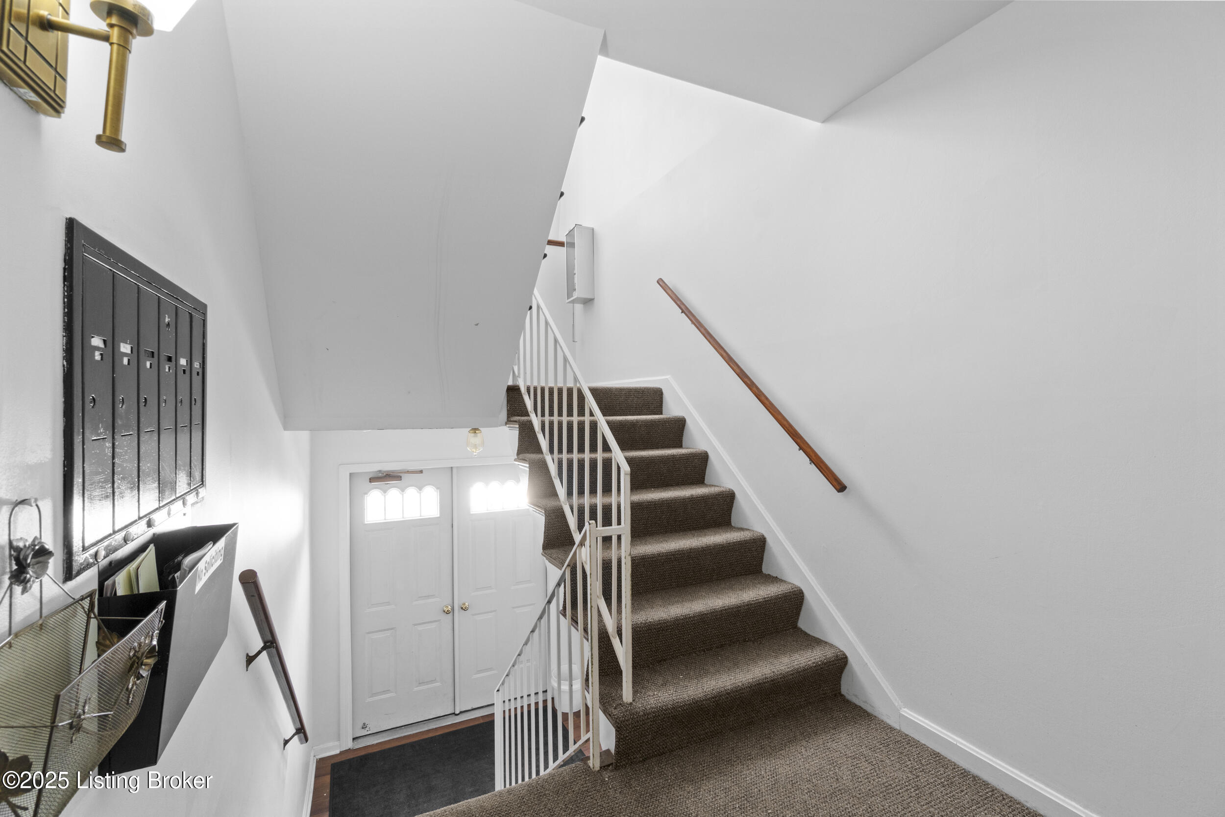 521 Zorn Ave #APT E11, Louisville, Kentucky image 10