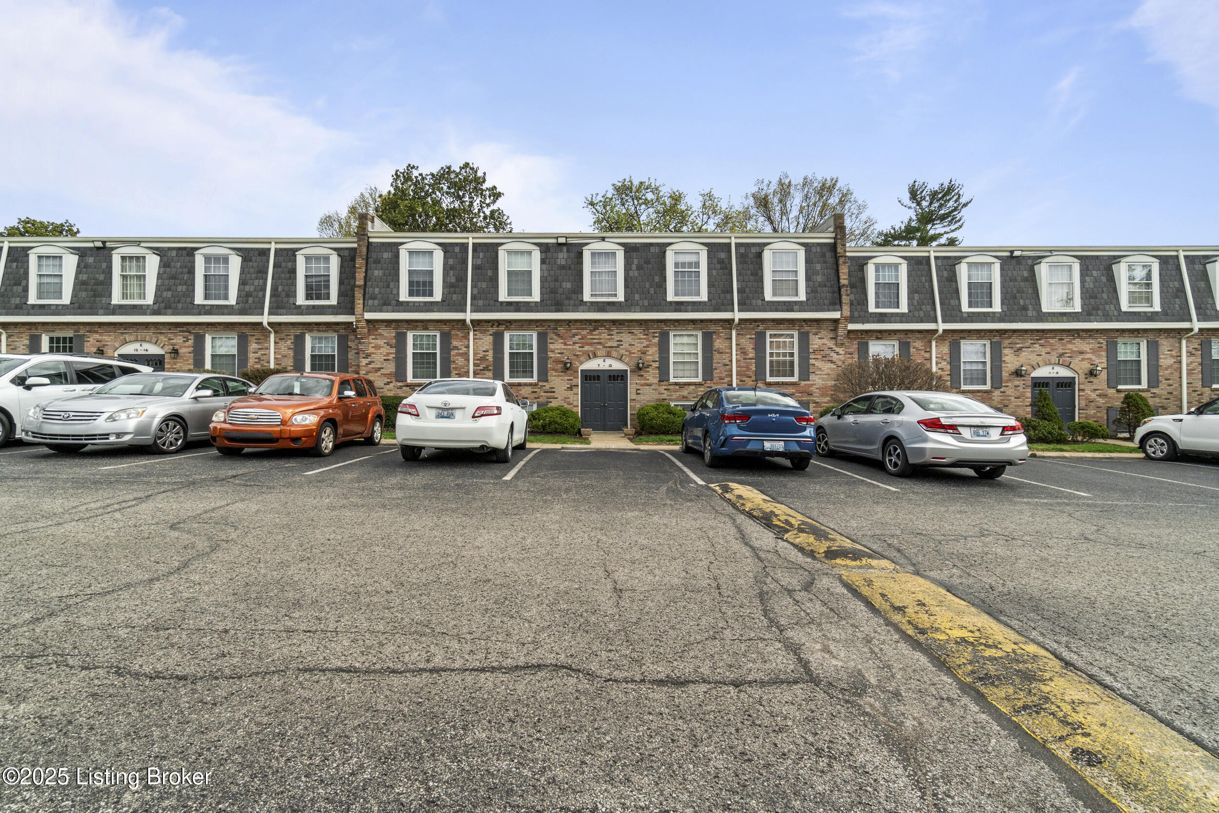 521 Zorn Ave #APT E11, Louisville, Kentucky image 5