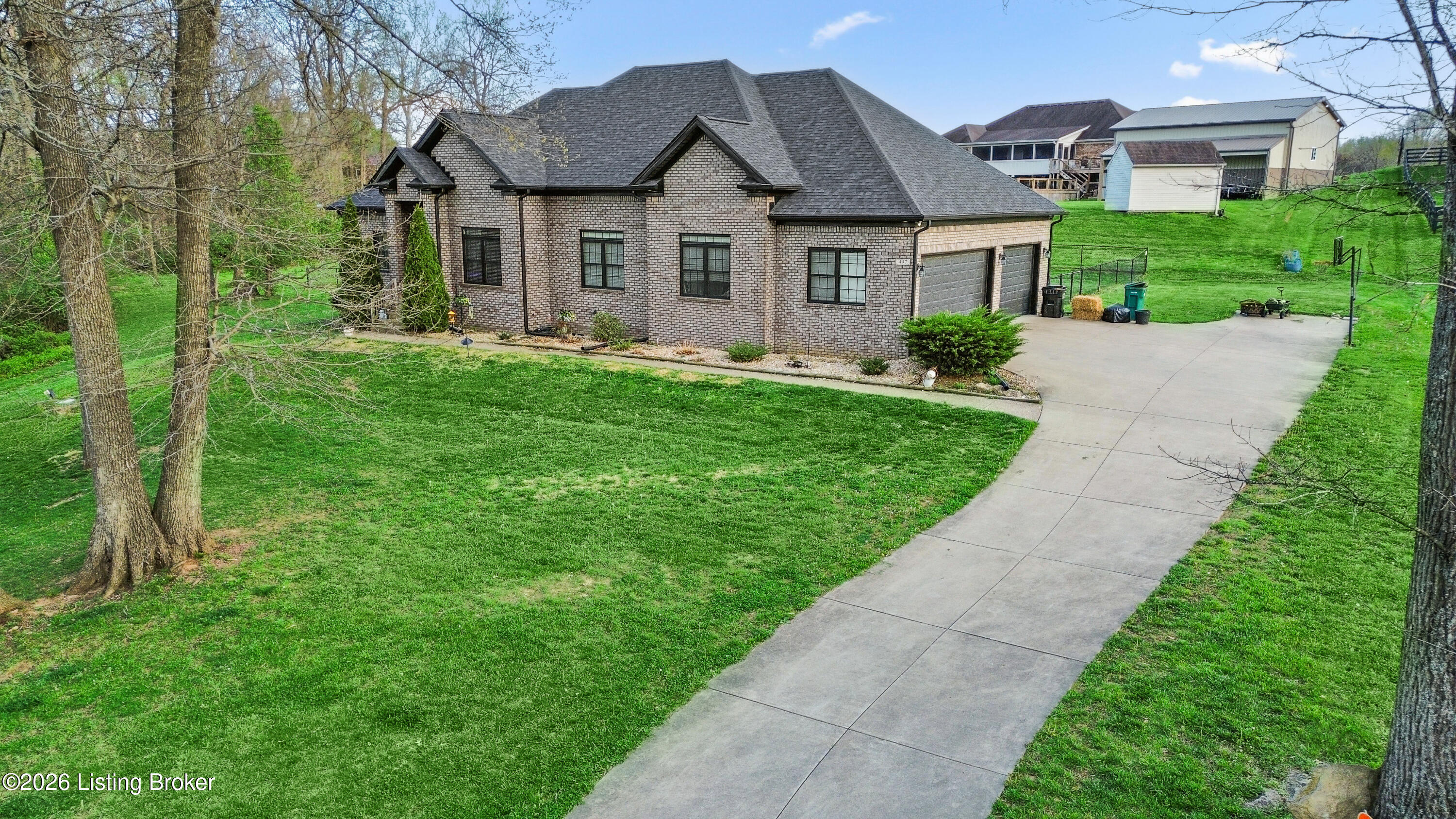 497 E Millwater Falls