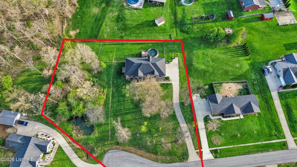 Photo of 497 E Millwater Falls, Shepherdsville, KY 40165 (MLS # 1713489)