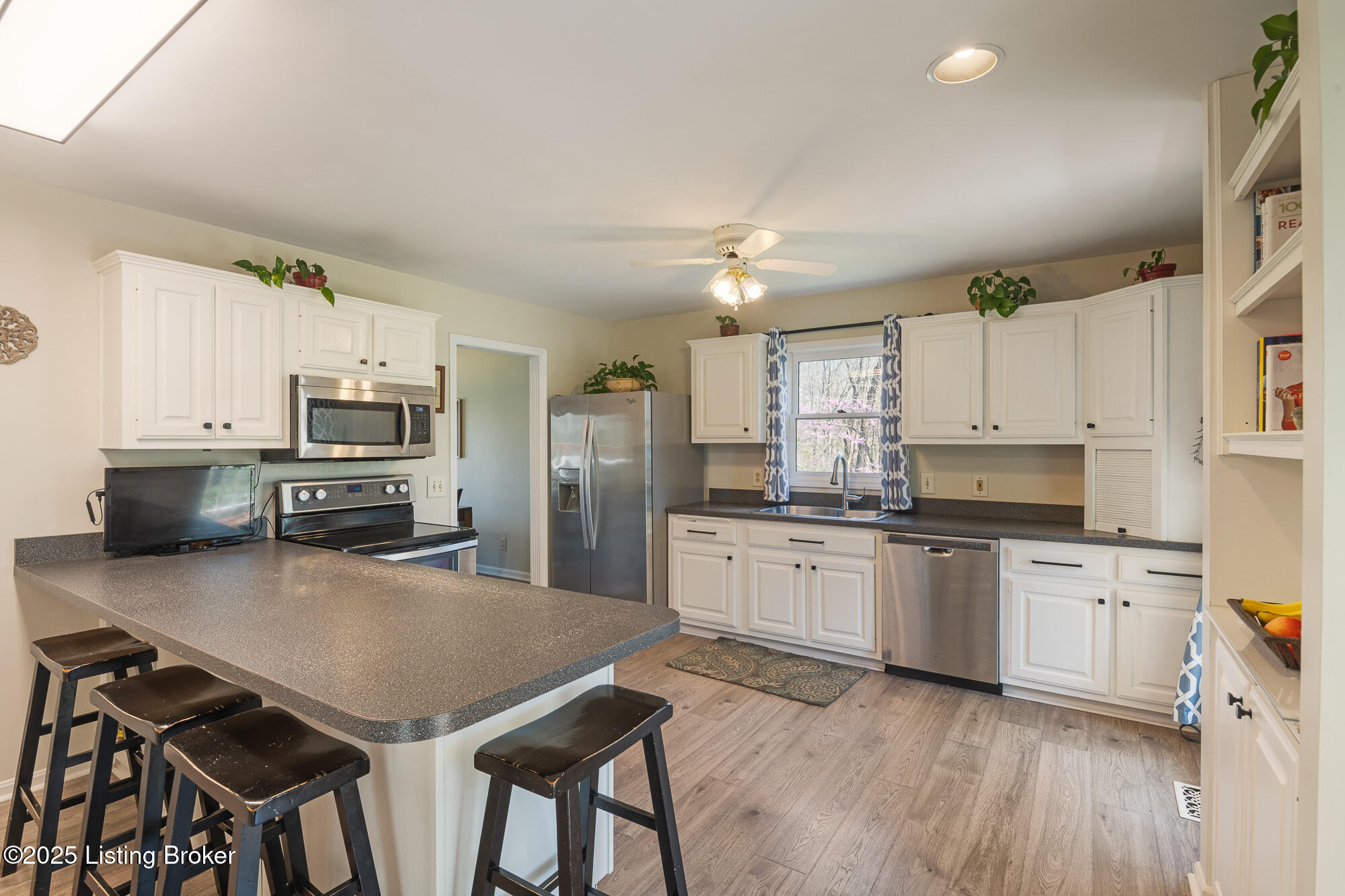 3007 Coffee Tree Ct, Crestwood, Kentucky image 30