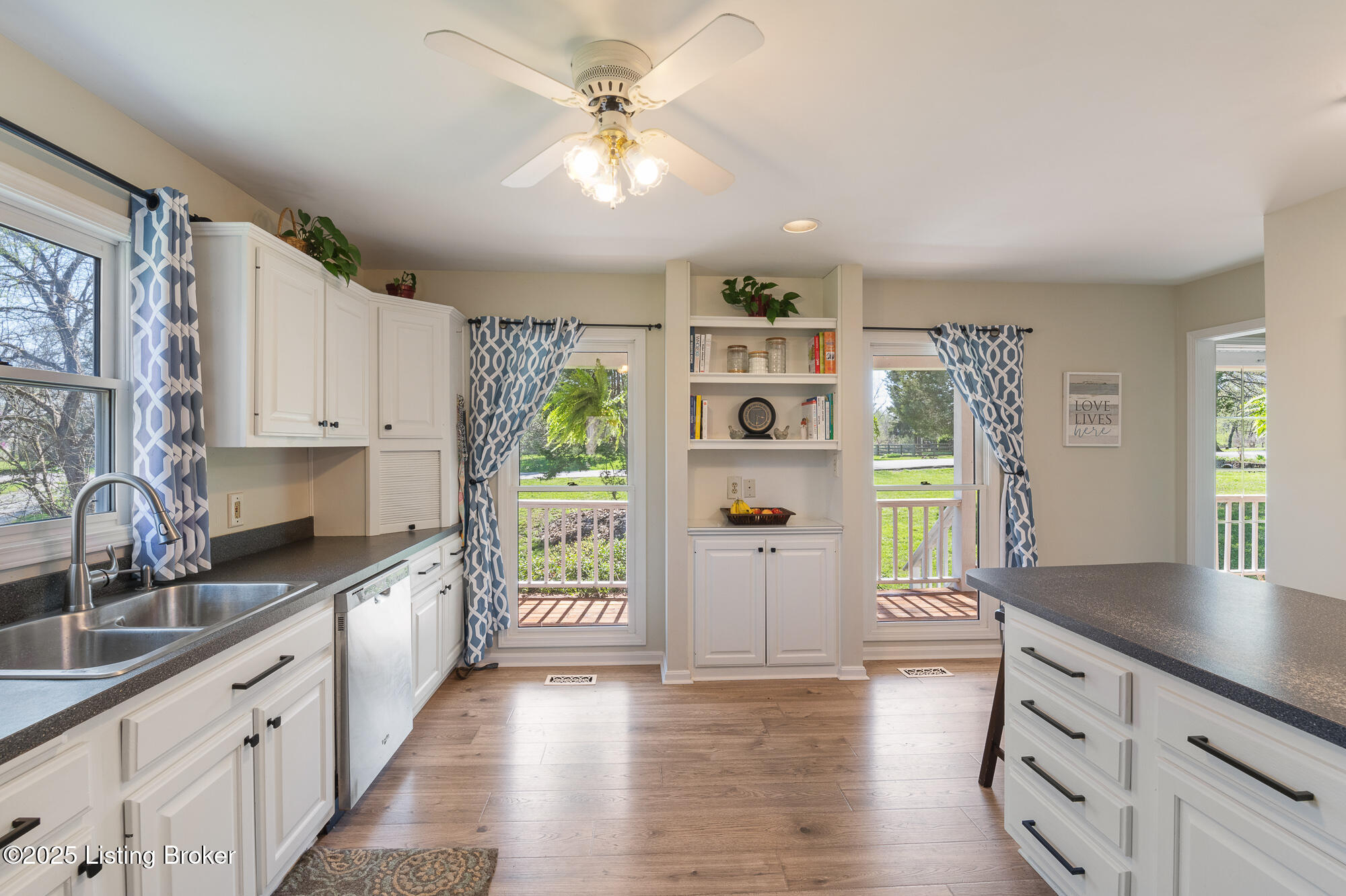 3007 Coffee Tree Ct, Crestwood, Kentucky image 32