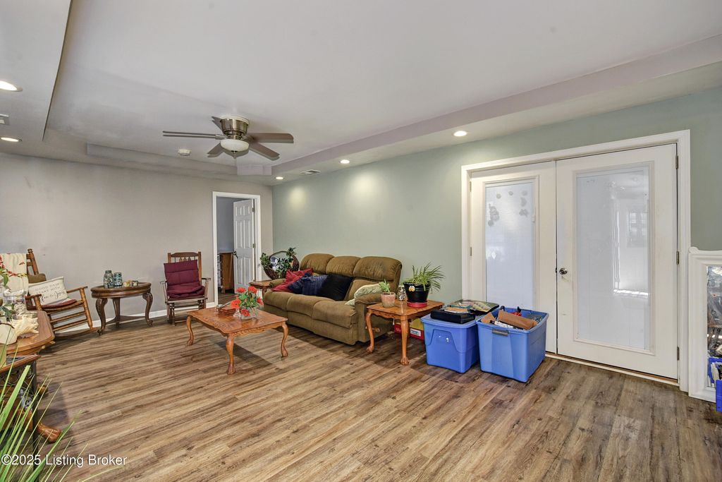 Photo of 2718 New High St, Louisville, KY 40209 (MLS # 1704838)