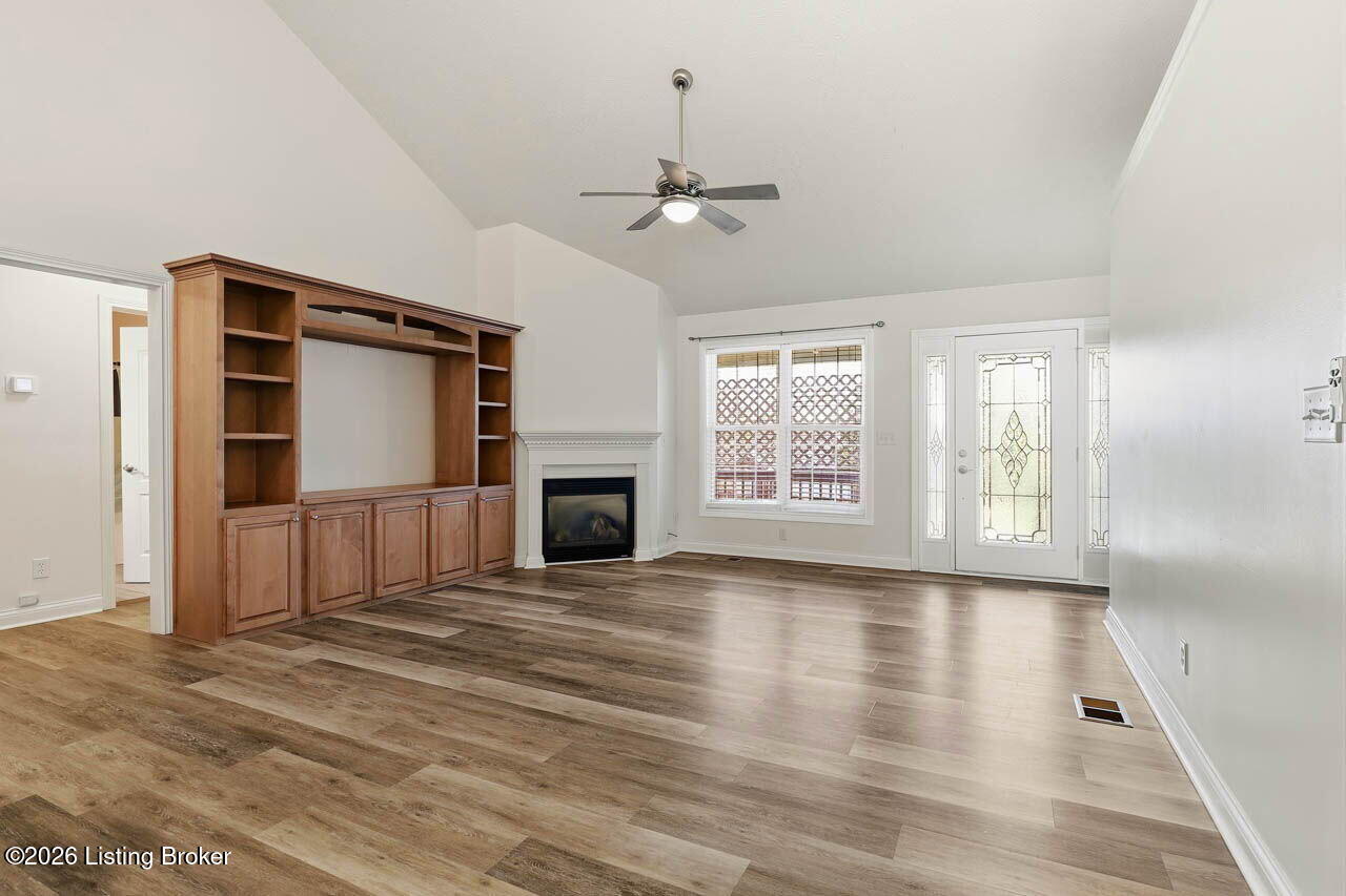 12611 Bernay Pl