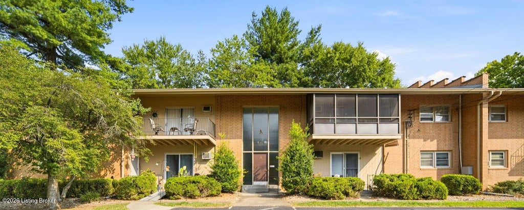 Photo of 3501 Illinois Ave #APT A7, Louisville, KY 40213 (MLS # 1722836)