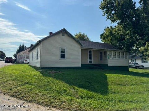 Homes For Sale - 308 West St<br/> Bedford, KY 40006