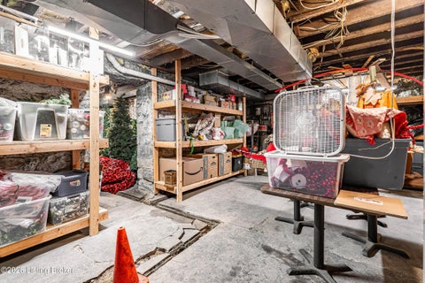 Tiny photo for 1332 S 4th St, Louisville, KY 40208 (MLS # 1729629)