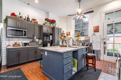 Tiny photo for 1332 S 4th St, Louisville, KY 40208 (MLS # 1729629)
