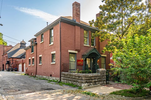 Tiny photo for 1332 S 4th St, Louisville, KY 40208 (MLS # 1729629)