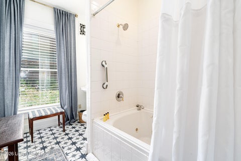 Tiny photo for 1332 S 4th St, Louisville, KY 40208 (MLS # 1729629)