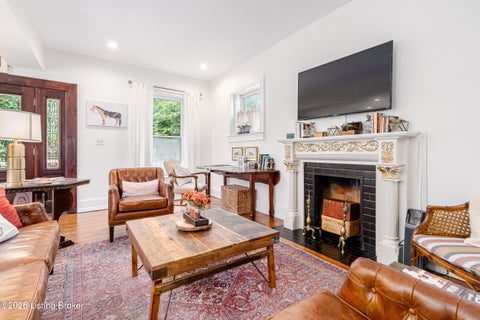 Tiny photo for 1332 S 4th St, Louisville, KY 40208 (MLS # 1729629)