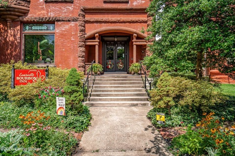 Tiny photo for 1332 S 4th St, Louisville, KY 40208 (MLS # 1729629)