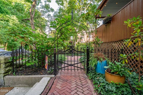 Tiny photo for 1332 S 4th St, Louisville, KY 40208 (MLS # 1729629)